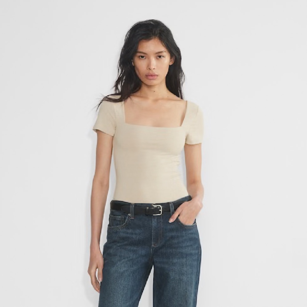 Aritzia Contour Squareneck Shortsleeve Bodysuit
